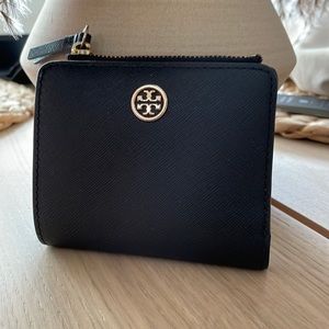 Tory Burch Robinson Bi-Fold
